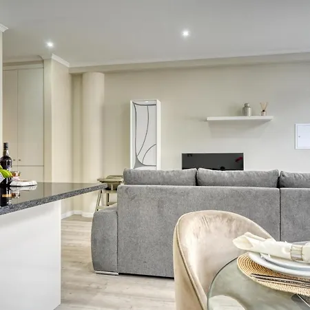 Apartamento Tristão Vaz Ii, A In Madeira *